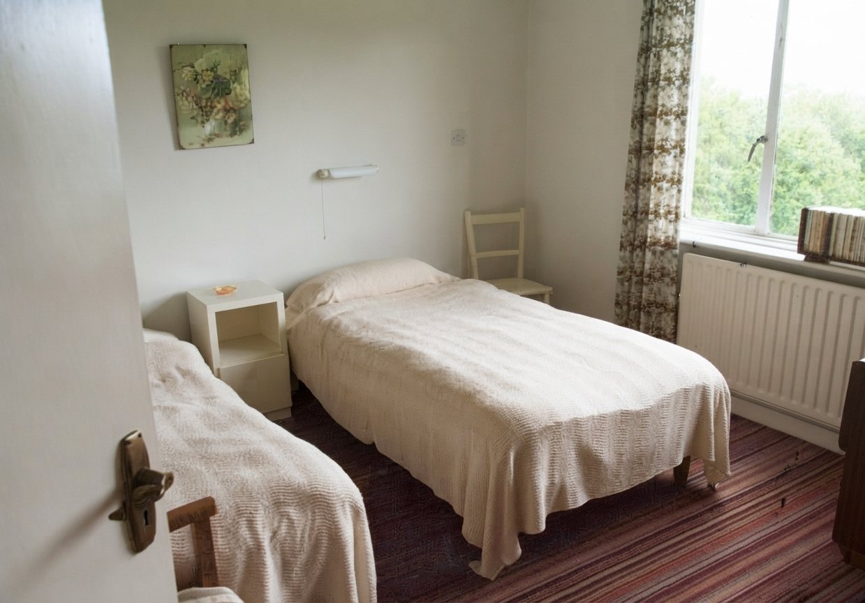 Third bedroom with twin beds